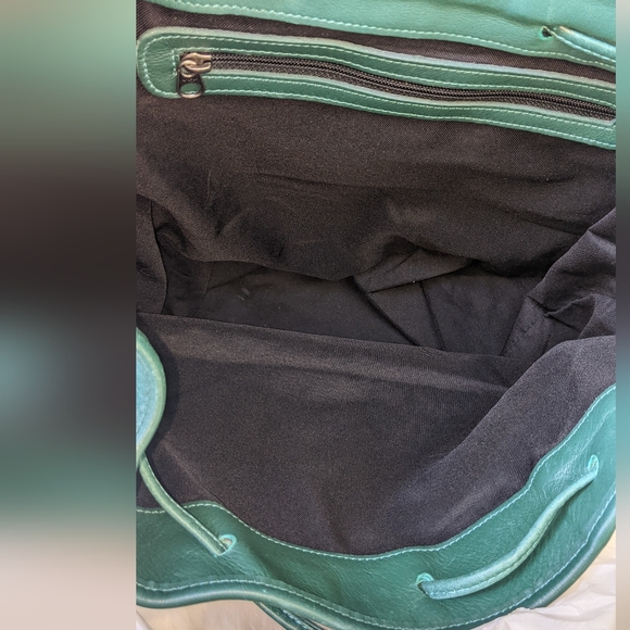 RARE Coach Drawstring Backpack - Picture 12 of 12